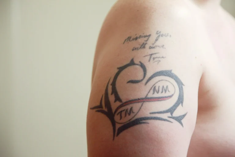 Lettering and a heart on a calf